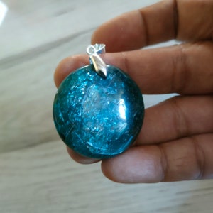 Apatite bleue 16Gr à 23Gr rond pendentif au choix 22,10GR