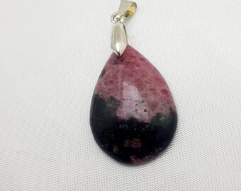 Rhodonite -8,5Gr -rose-rouge et noire - pendentif-MRH7