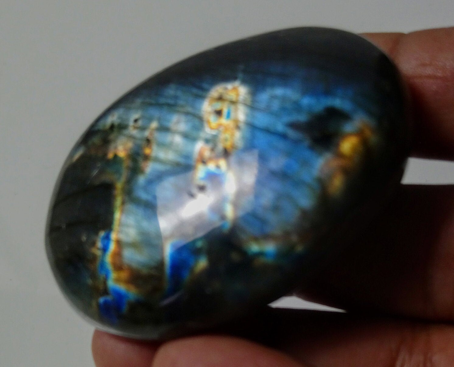 Labradorite 69, 50Gr- Bleue Grise et Orange Dorée - Galet Ovale