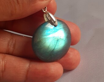 Labradorite 8,2 Gr - bleue flash - pendentif rond-ADR3