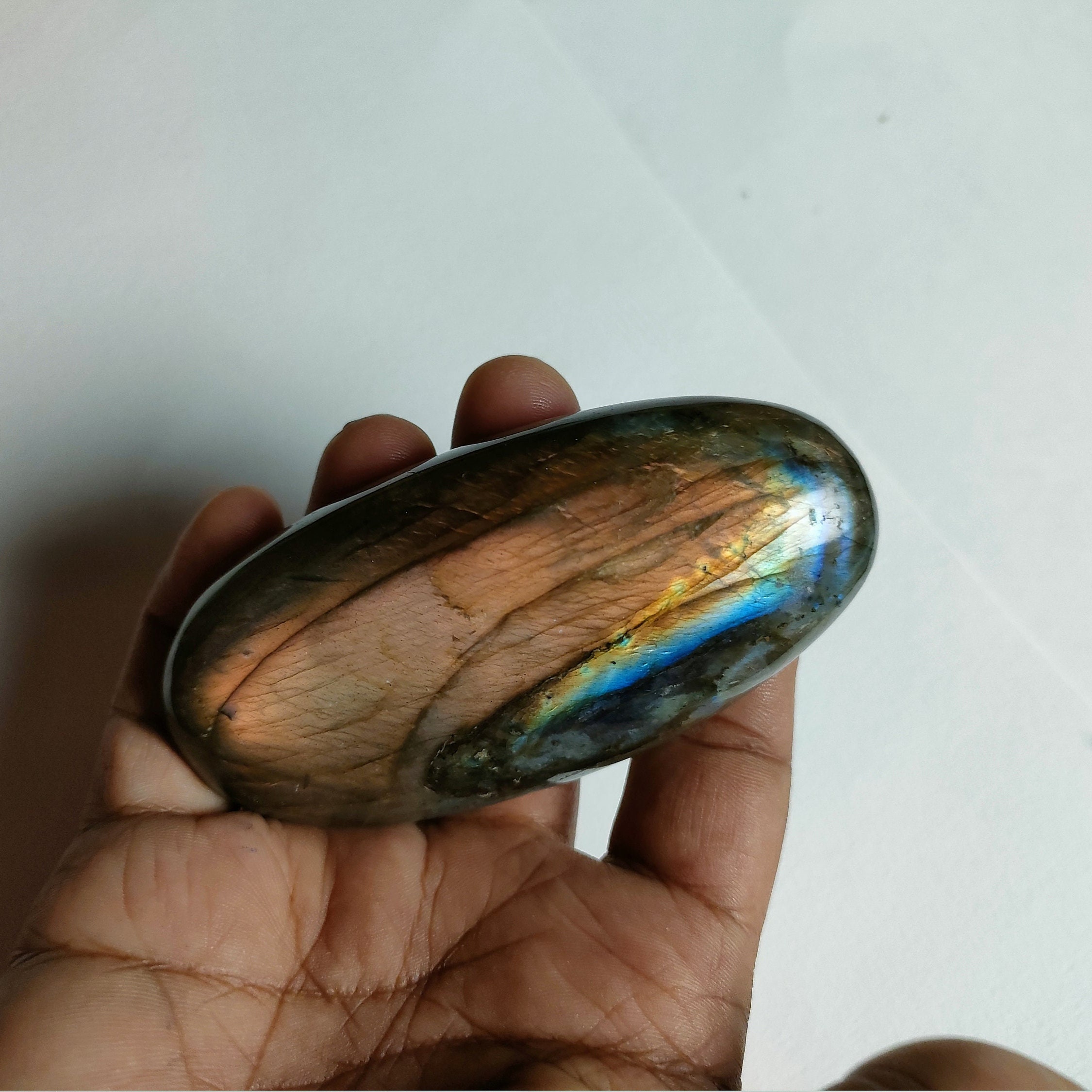 Labradorite 191, 40Gr - Orange Dorée et Bleue Galet Ovale Xl