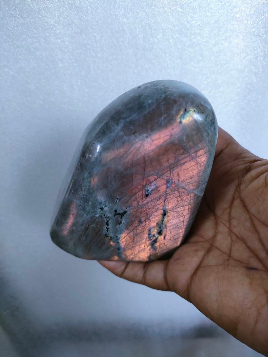 Labradorite 646Gr- Orange