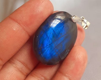 ADR3 Labradorite 11,3 Gr - bleue flash - pendentif ovale-ADR3