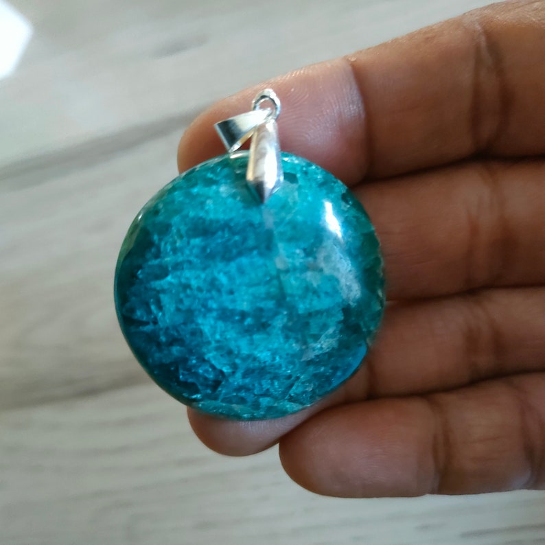 Apatite bleue 16Gr à 23Gr rond pendentif au choix 20Gr