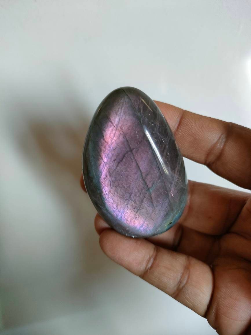 Labradorite 84, 80Gr - Rose et Orange Violacée Galet Ovale