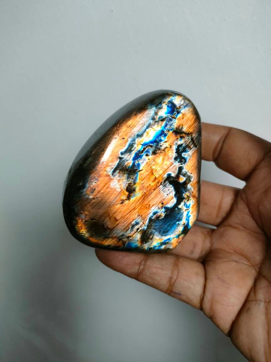 Labradorite 256Gr - Jaune Orange Dorée-Forme Libre