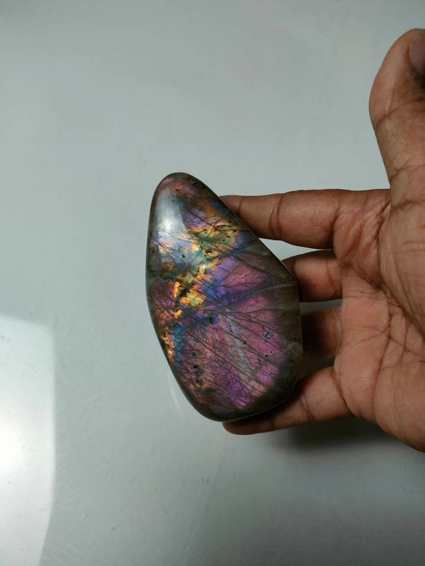 Labradorite 362, 10Gr - Violette et Jaune Dorée Mini Forme Libre