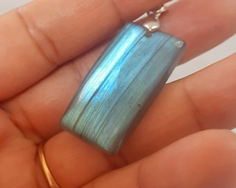 Labradorite 8,5 Gr - bleue flash - pendentif rectangle-ADR3