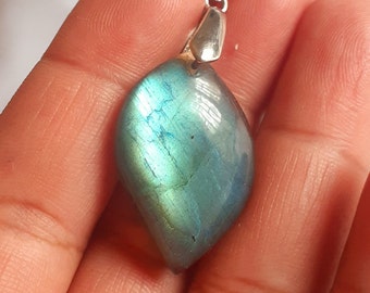 Labradorite 4,5 Gr - bleue flash - pendentif feuille