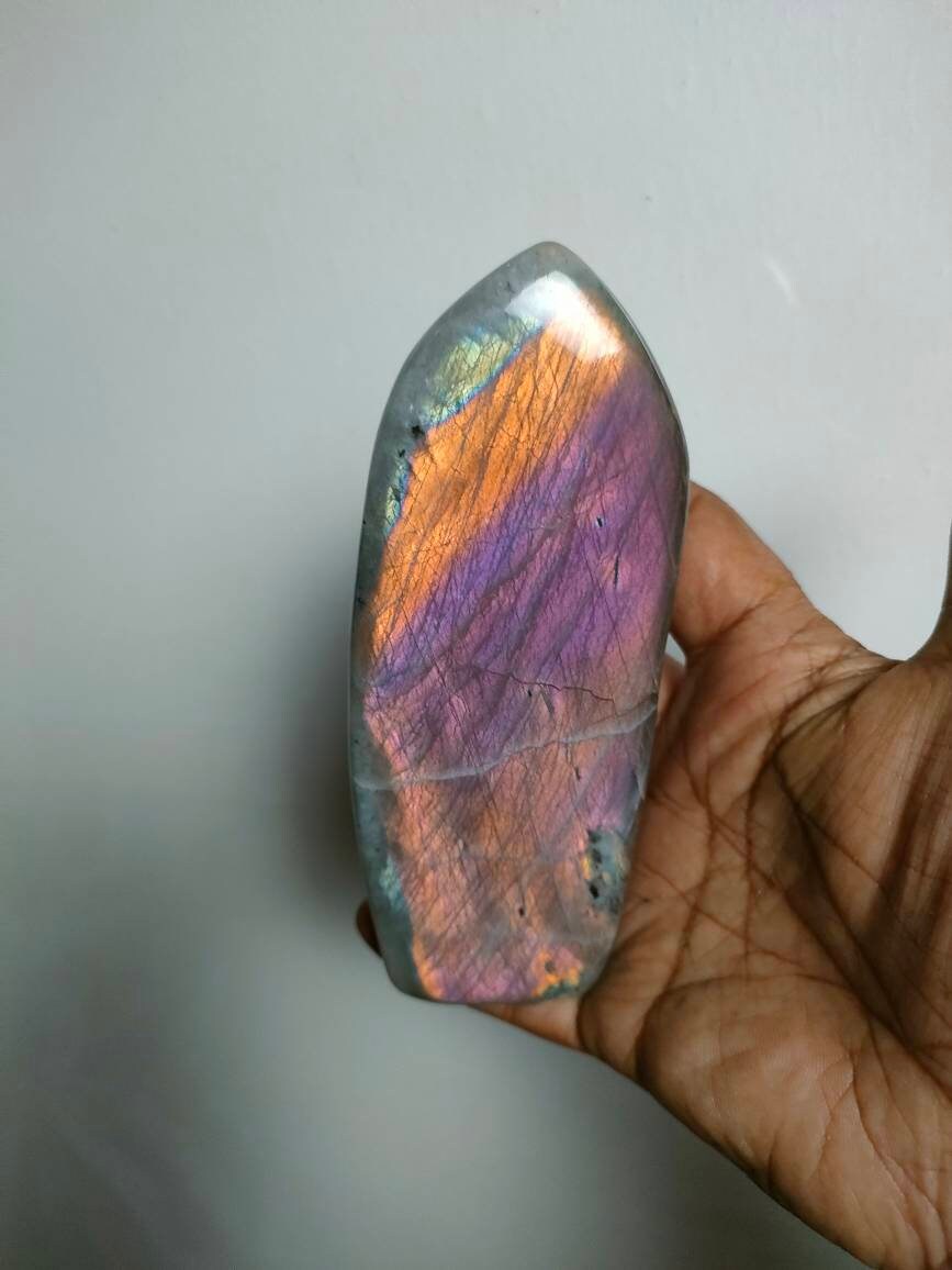 Labradorite 547Gr - Orange et Rouge Violacée -Forme Libre