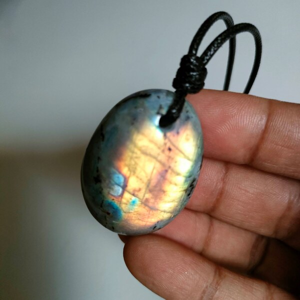 Labradorite 26.50Gr - golden orange yellow - cord necklace - AN