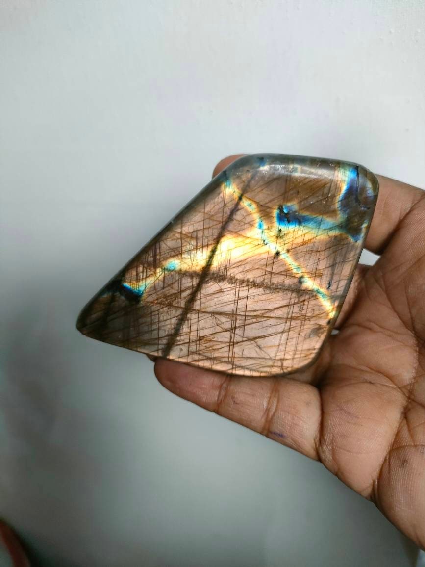 Labradorite 235Gr- Marron Dorée et Jaune - Mini Forme Libre