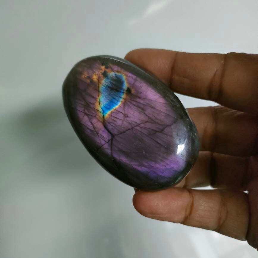 Labradorite 98, 40Gr - Violette et Bronze Dorée , Double Reflet Galet Ovale
