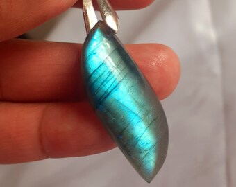 Labradorite 6,2 Gr - bleue flash - pendentif feuille