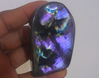 Labradorite violette 209,1Gr -rose violacée et bleue- forme libre-STK16