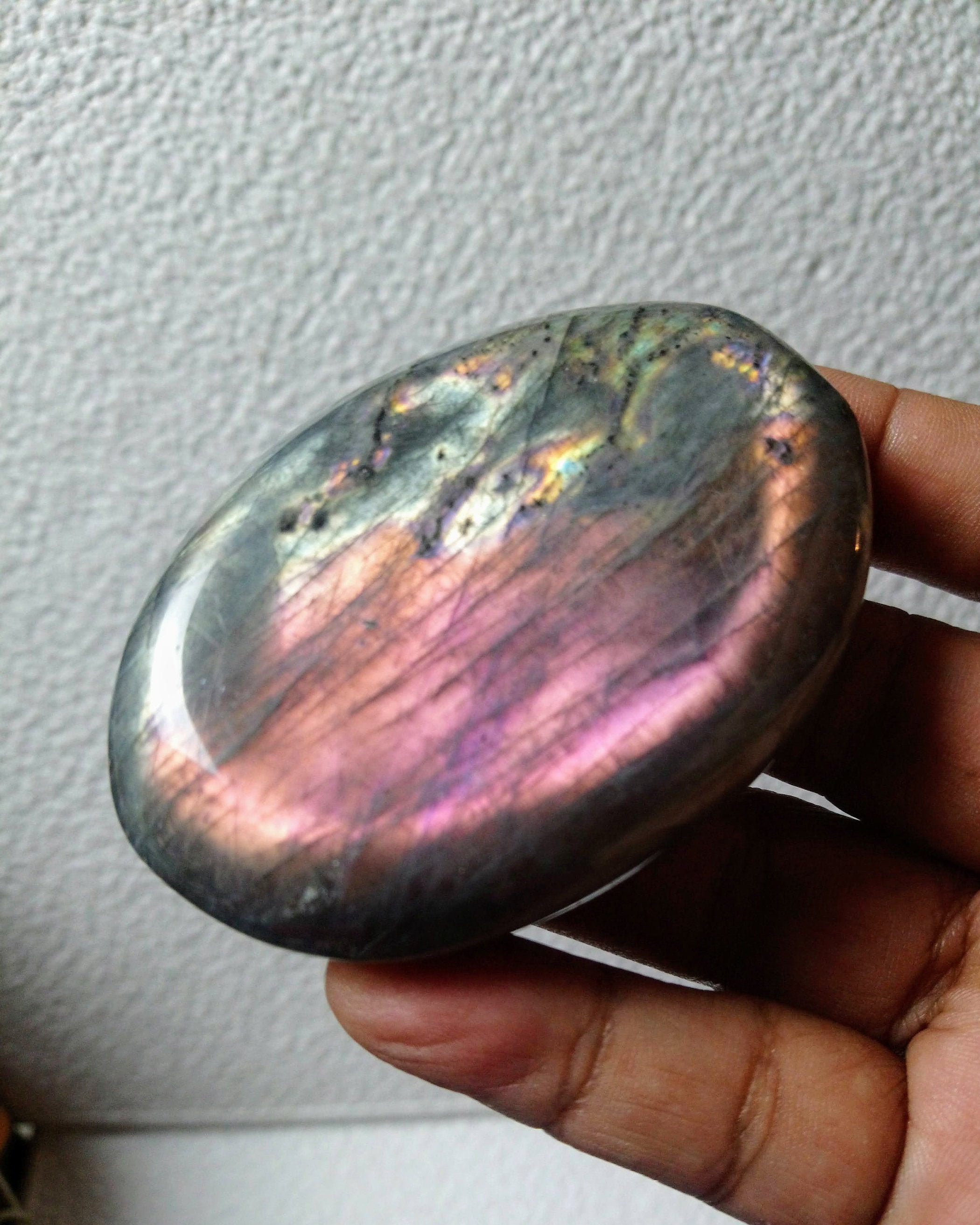 Labradorite 142, 60Gr - Rose Violacée et Jaune Grise- Galet Ovale Xl