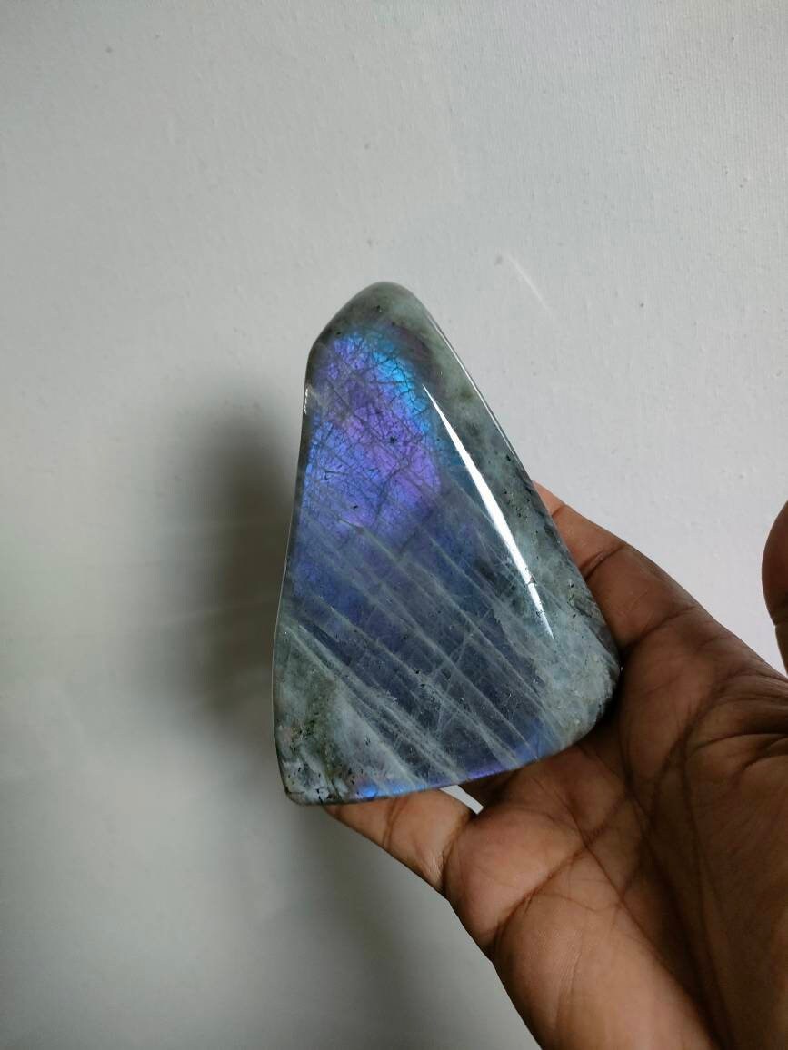 Labradorite 634, 60Gr - Violette et Rose Violacée Forme Libre