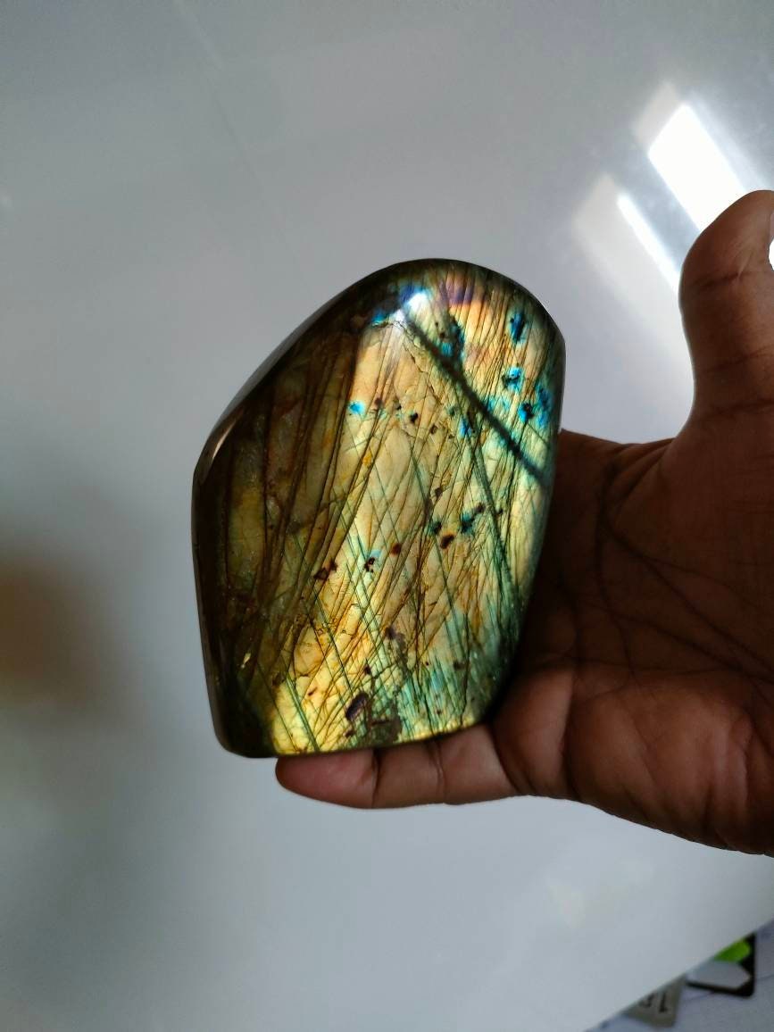 Labradorite 676, 50Gr - Vert Jaune Dorée - Forme Libre