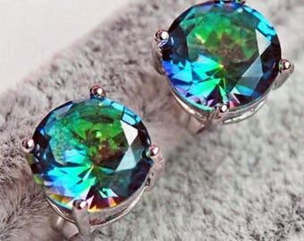 Orecchini a bottone rotondi con topazio mistico da 7 mm: oro bianco/argento 14 carati