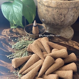 Fir, Cedar & Cinnamon Incense Cones | Hand Rolled Incense | Natural Cone Incense | Herbal Cones | Authentic Incense | Handmade Cone Incense