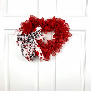 Valentines Day Wreath, Valentines Wreath, Burlap Heart Wreath, Burlap Wreath, Rustic Valentine Wreath, Burlap Wreath for Front Door