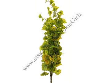 Artificial Green Cottonwood Ivy Bush: 23" Variegated Foliage