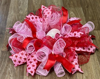 18&quot; Valentines Day Deco Mesh Centerpiece / Candle Holder Ring - Red and Pink Hearts
