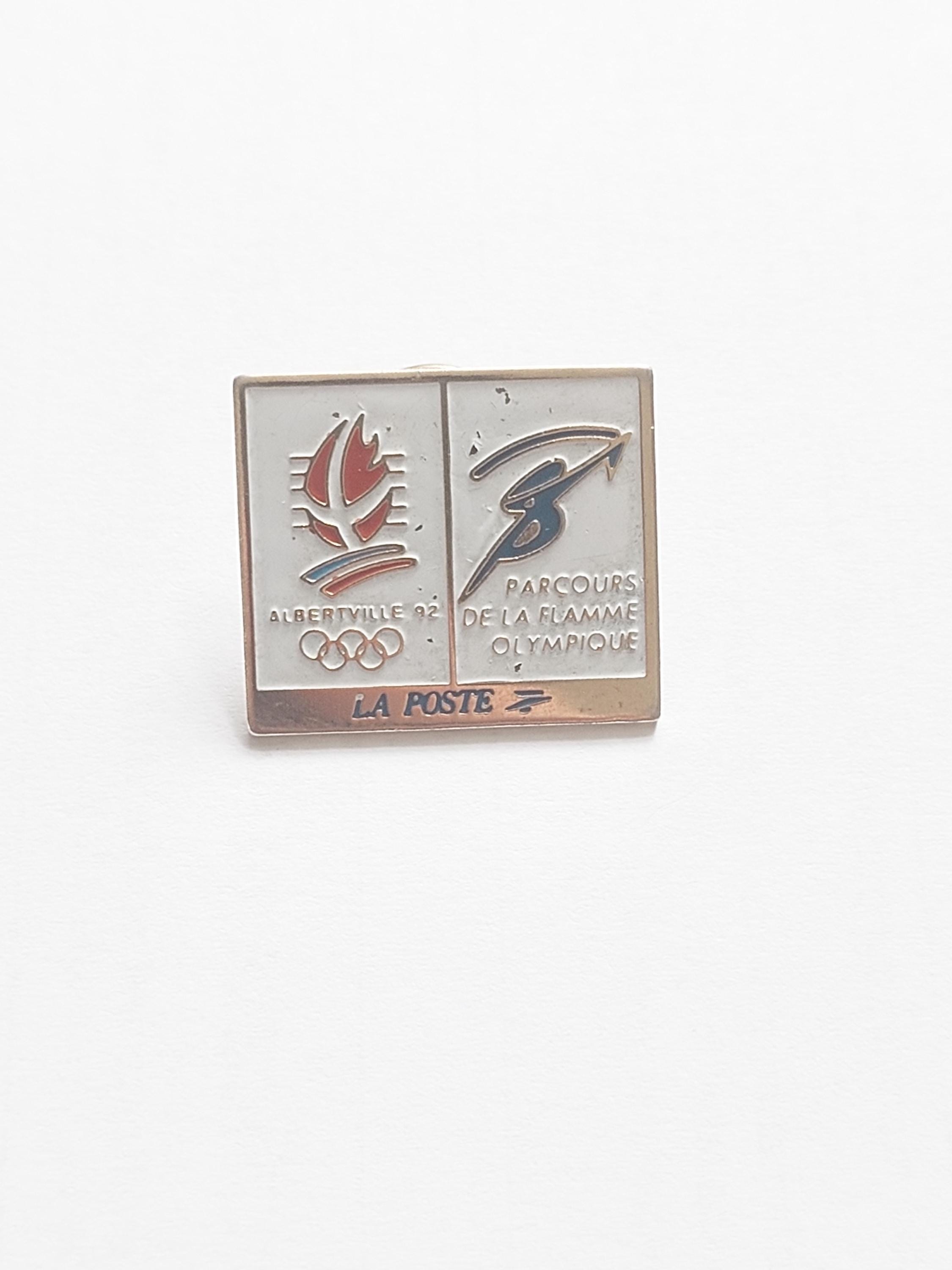 Pin's Pin Badge RENAULT ALBERTVILLE 1992 JEUX OLYMPIQUES OLYMPIC GAMES