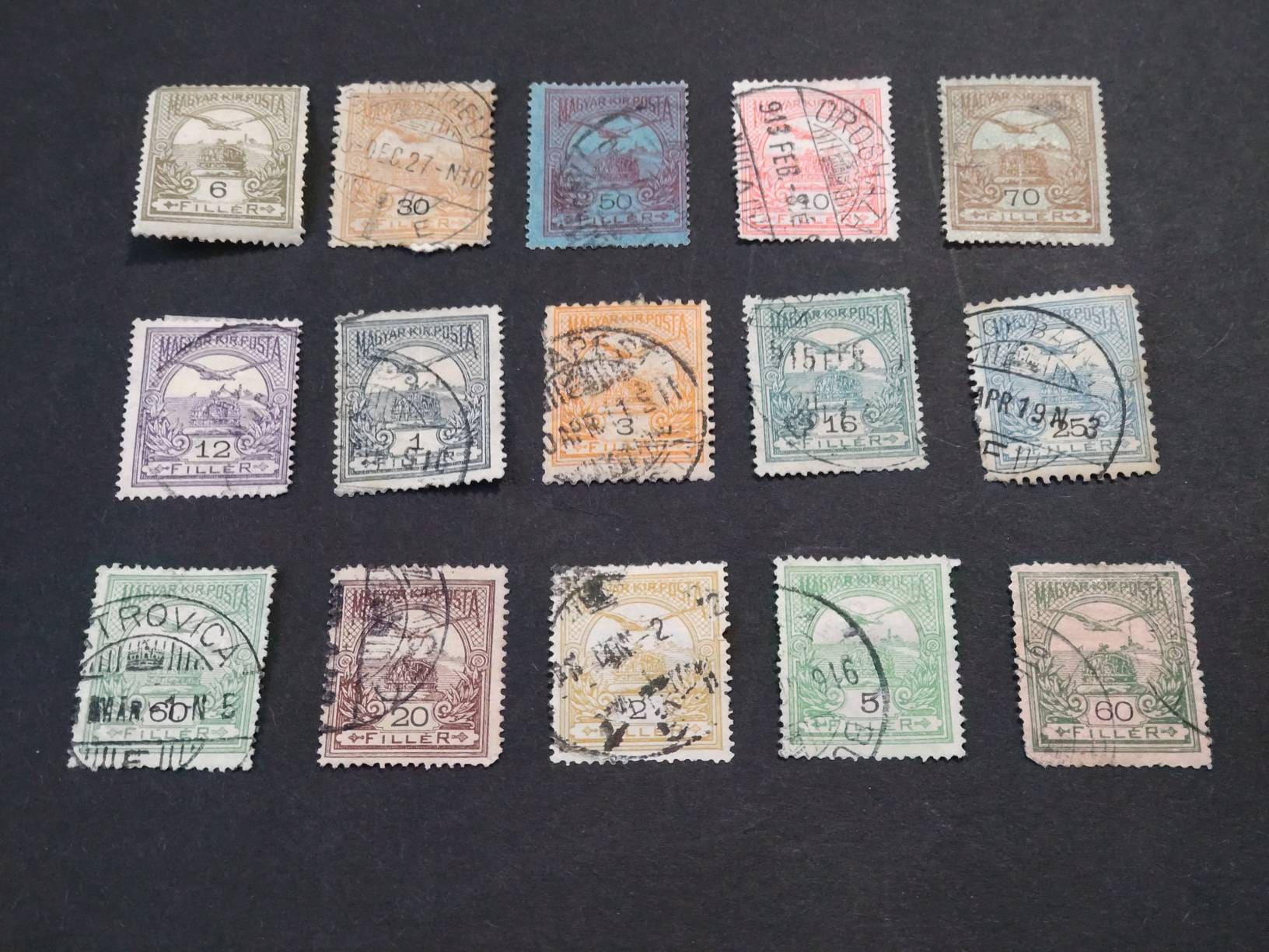 Vintage Unused US Postage Stamps .. OVERRUN NATIONS Flags Set of 13 Stamps  .. Issued in 1943 