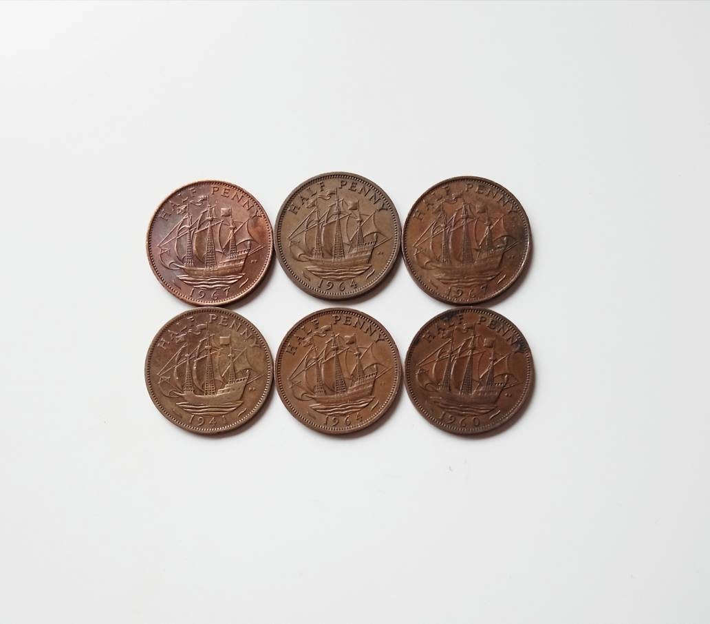 Vintage Pre Decimal Half Penny Coin, Great Britain, United Kingdom From The Reign Of George VI And Elizabeth II!
