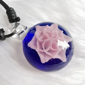 flower reticello pendants - Blown Glass Necklace