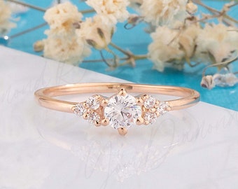 Diamantring, Rosegold zierlicher & einfacher Diamantcluster-Verlobungsring, Frauenminimalist-Diamantjubiläum versprechen Ringgeschenk für sie