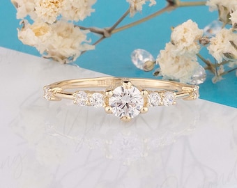 Diamant Verlobungsring, 14k Gelbgold zierlicher minimalistischer Diamant Verlobungsring, Einzigartiger Diamant Jahrestag Versprechen Ring Geschenk für sie