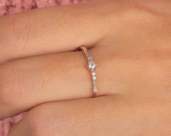 Diamant-Verlobungsring, Minimalistischer Verlobungsring, Versprechensring für Sie, zierlicher Verlobungsring, kleiner Diamantring