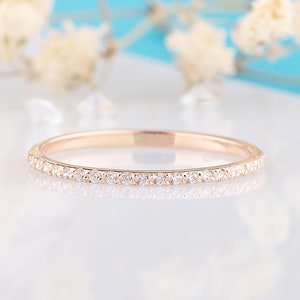 Small minimalist diamond wedding band, Dainty tiny womens diamond wedding band, Simple delicate diamond wedding band, Diamond promise ring