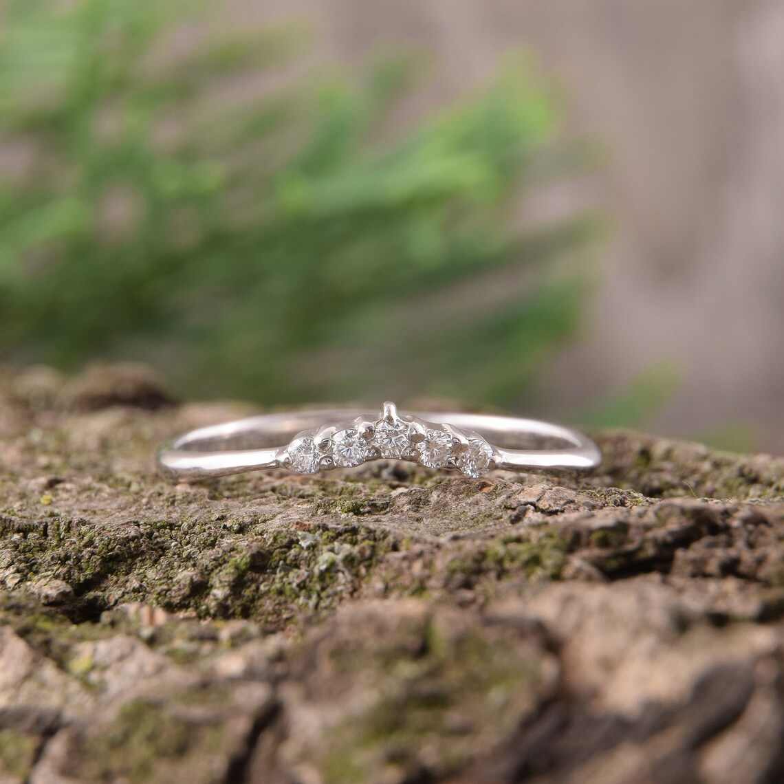 14k White Gold Milgrained Curve Style Diamond Wedding Band (1/5 cttw) main image 0