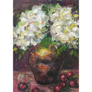 Hydrangea Original Painting Cherries Small Floral Still Life Oil on Canvas Flowers Bouquet in Vase Dark Background Fine Art 5 by 7 immagine 1