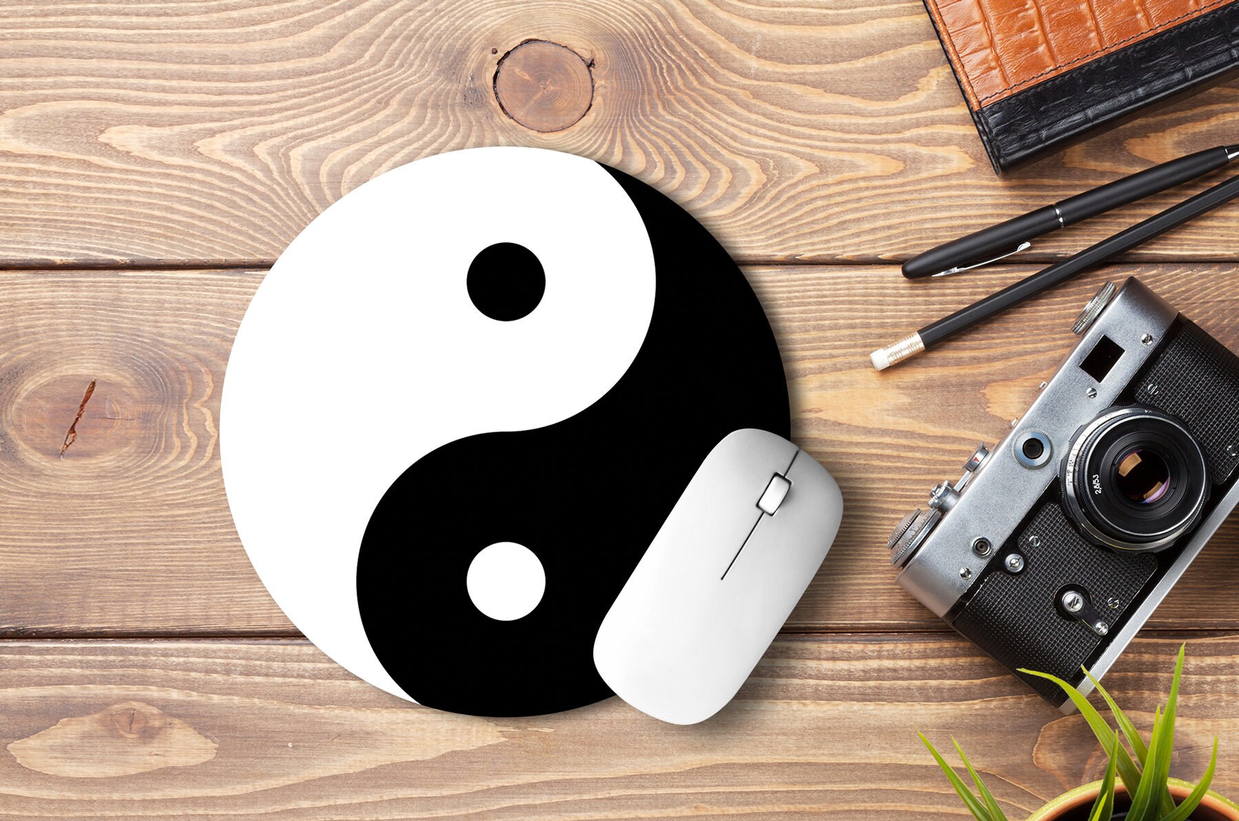 Yin Yang Mauspad Runde Mausepad Bürodekoration Bürozubehör ... Yin Yang Mauspad Runde Mausepad Bürodekoration Bürozubehör ...