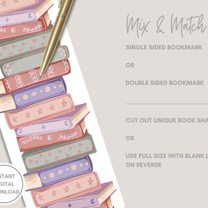 K&ouml;nnte beinhalten: Ein digitales Lesezeichen-Design mit einem Stapel illustrierter B&uuml;cher in Pastellfarben, darunter Rosa, Lila und Gr&uuml;n. Ein goldener Stift liegt auf den B&uuml;chern. Der Text auf dem Bild lautet "Mix & Match" und "Instant Digital Download."