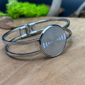Bracelet Rhodié "Harmonie Radionique" – Antenne Lakhovsky 25mm – Protection EMF & Énergie Vitale – Radionic Bracelet – Scalar Energy Jewelry