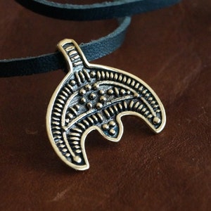 Beautiful bronze moon pendant Lunula version 4 Viking Rus crescent moon Celtic Celtic necklace Odin Germanic Vikings