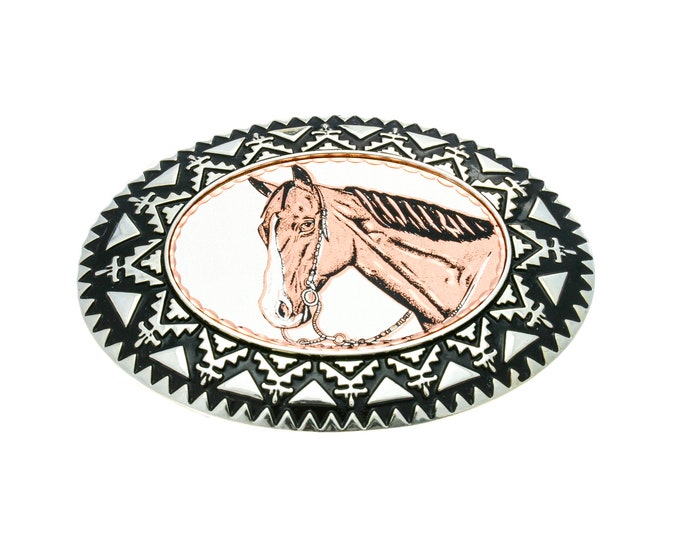 Grizzly bear and mountains Western oval belt buckle for men. Western cowboy bear design oval belt buckle, Fathers' Day Gifts