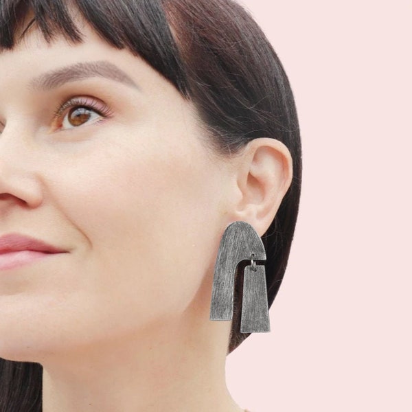 Pendientes colgantes de arcilla polimérica modernista, pendientes escultóricos, pendientes brutalistas