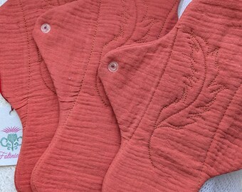 Reusable Cloth Pads Set, 2 x 12" Overnight + 1 x 9" Regular, Washable Menstrual Pads, Muslin Cotton Pads, Laundry Bag