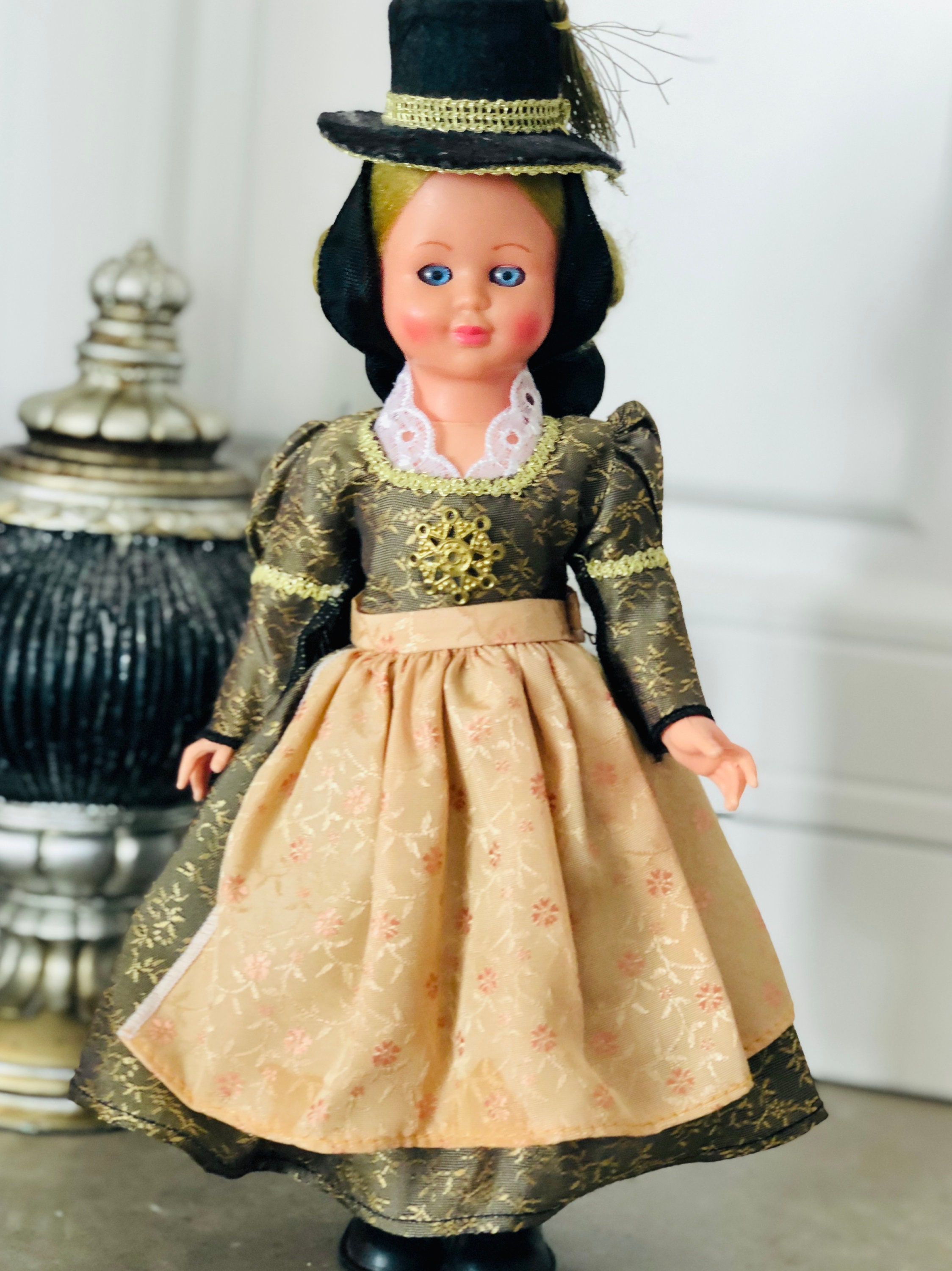 Vintage Dolls collection of Europe.Doll national costume to be Etsy