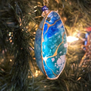 Hanging Kintsugi Egg, ornament, gift of encouragement, love, sympathy, and healing, Choice of colors