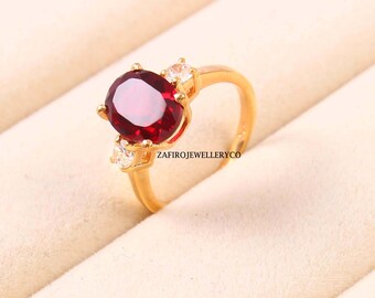 Ovaler Rubinring: 925er Sterlingsilber, Statement-Ring mit drei Steinen