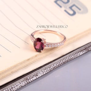 Handmade Handmade Gemstone ,, Rhodolite Garnet Ring: Sterling Silver Pink