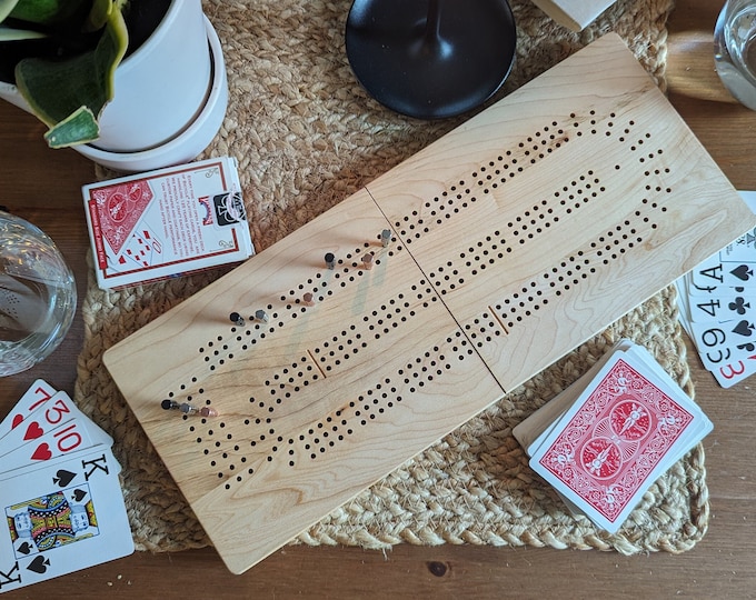 Travel Portable Cribbage Board 3 player - Canadian Maple. Foldable - Includes metal pegs for 3 Tracks | Deck of Cards | Unique Crib Board