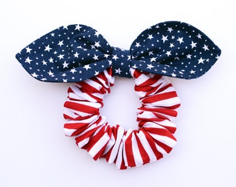 USA flag scrunchie, 4th of July stars and stripes elastic hair tie with removable bow, red white & blue hair accessory for Independence day